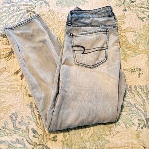 American Eagle Light Blue Women's Jeans